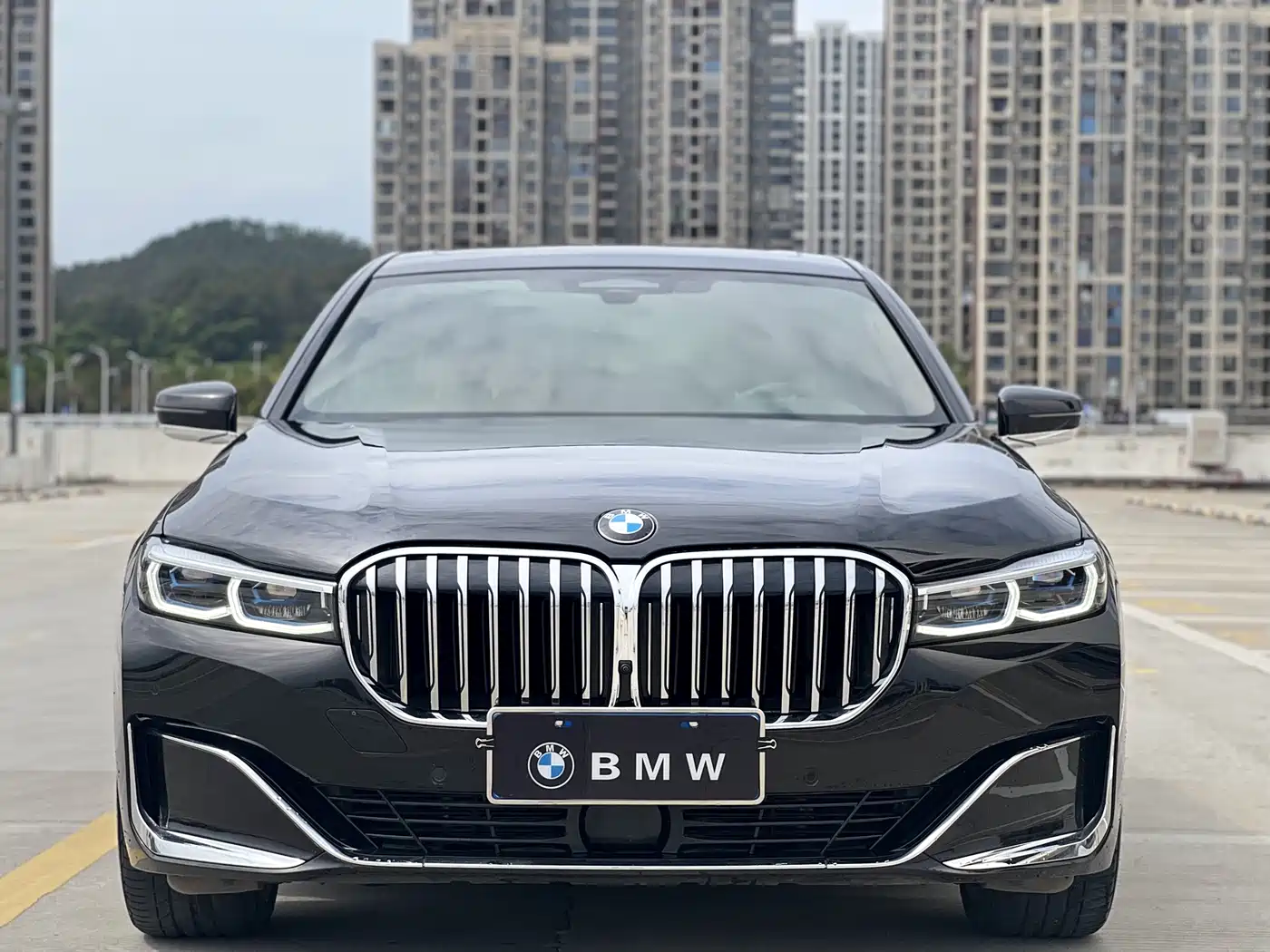 BMW 7 SERIES