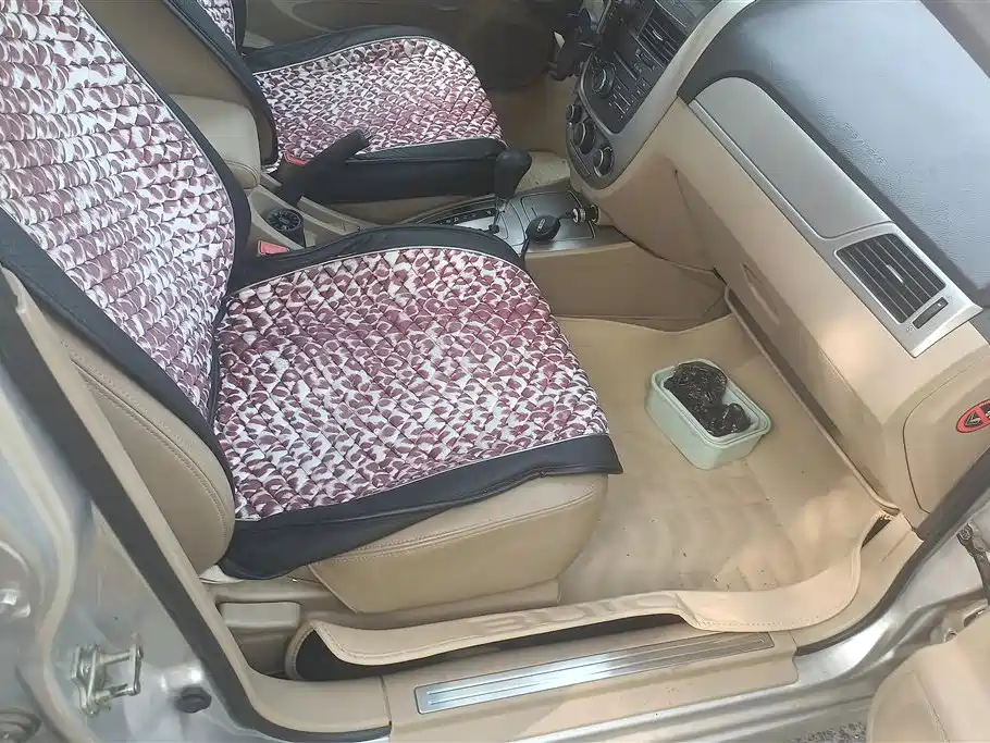 Buick Excelle 2011 1.6LX-AT фото 8