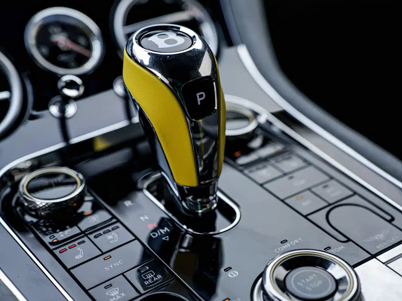 BENTLEY CONTINENTAL PLUG IN HYBRID