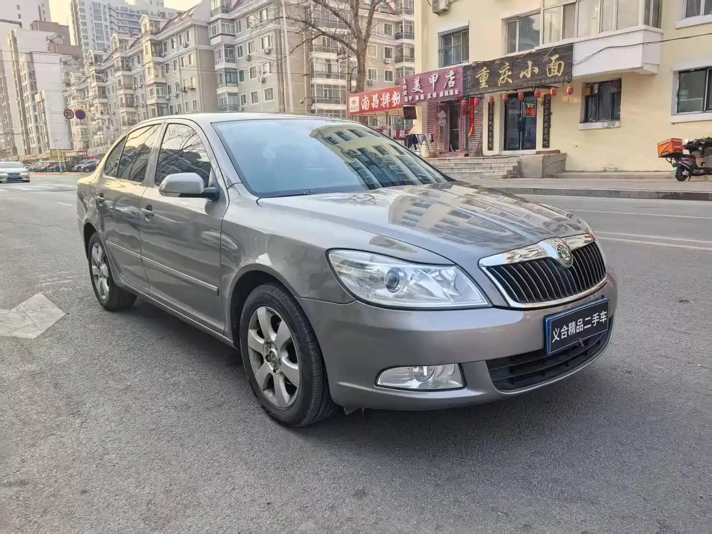 Škoda Octavia 2012 1.6L Automatic Yijie Edition фото 3