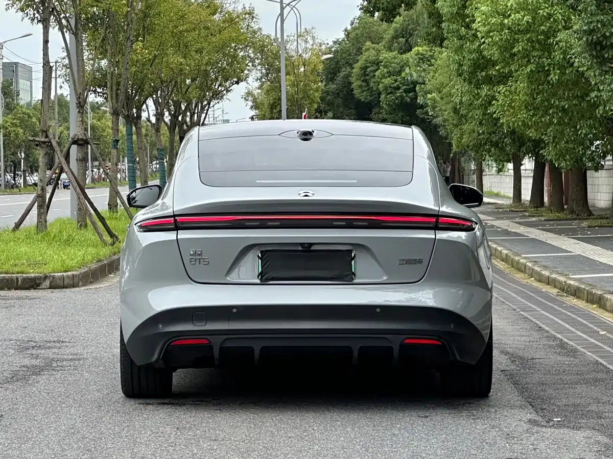 Фото 6 - NIO ET5