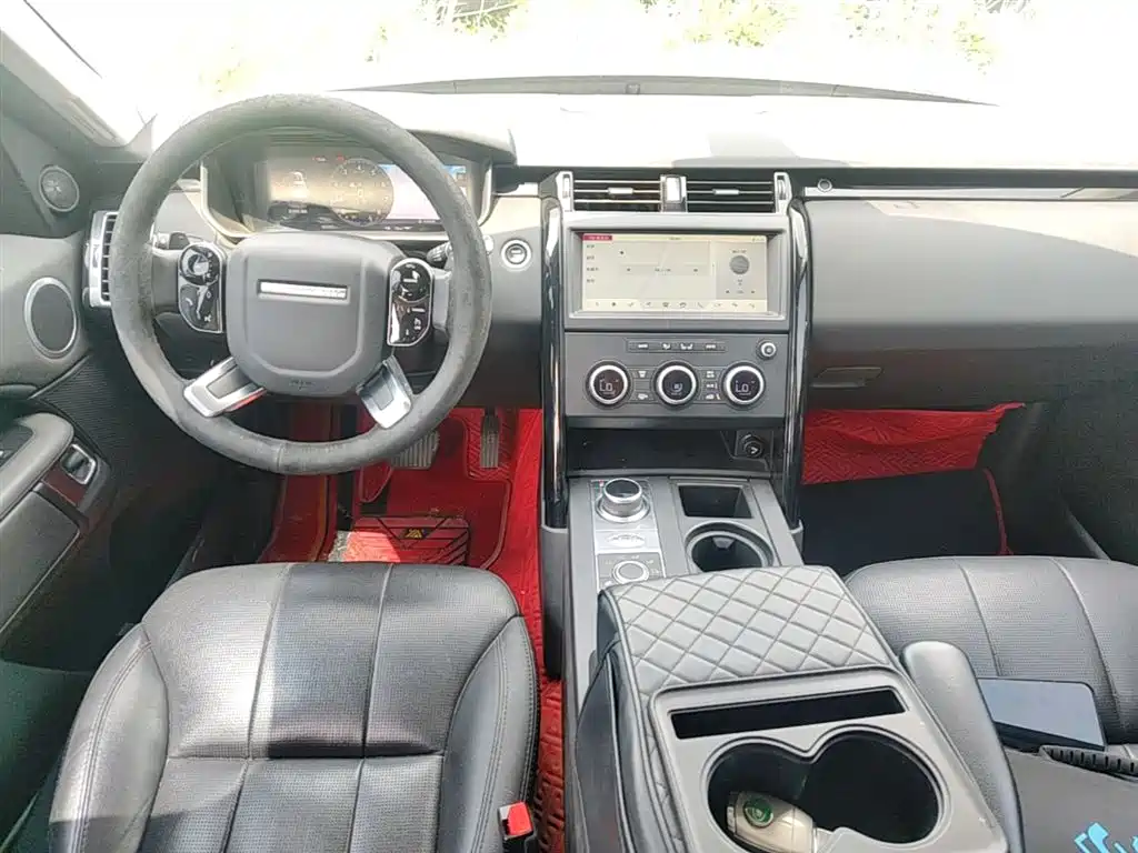 Land Rover Discovery 2020 3.0 SC V6 SE фото 16