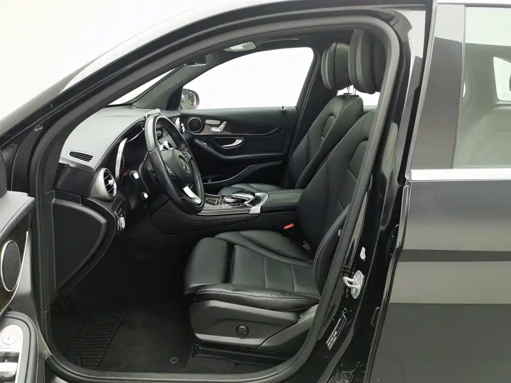 Mercedes-Benz GLC 2016 GLC 260 4MATIC Luxury фото 10