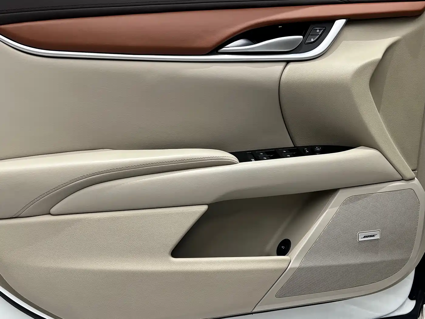 Cadillac XTS 2016 28T Luxury фото 19