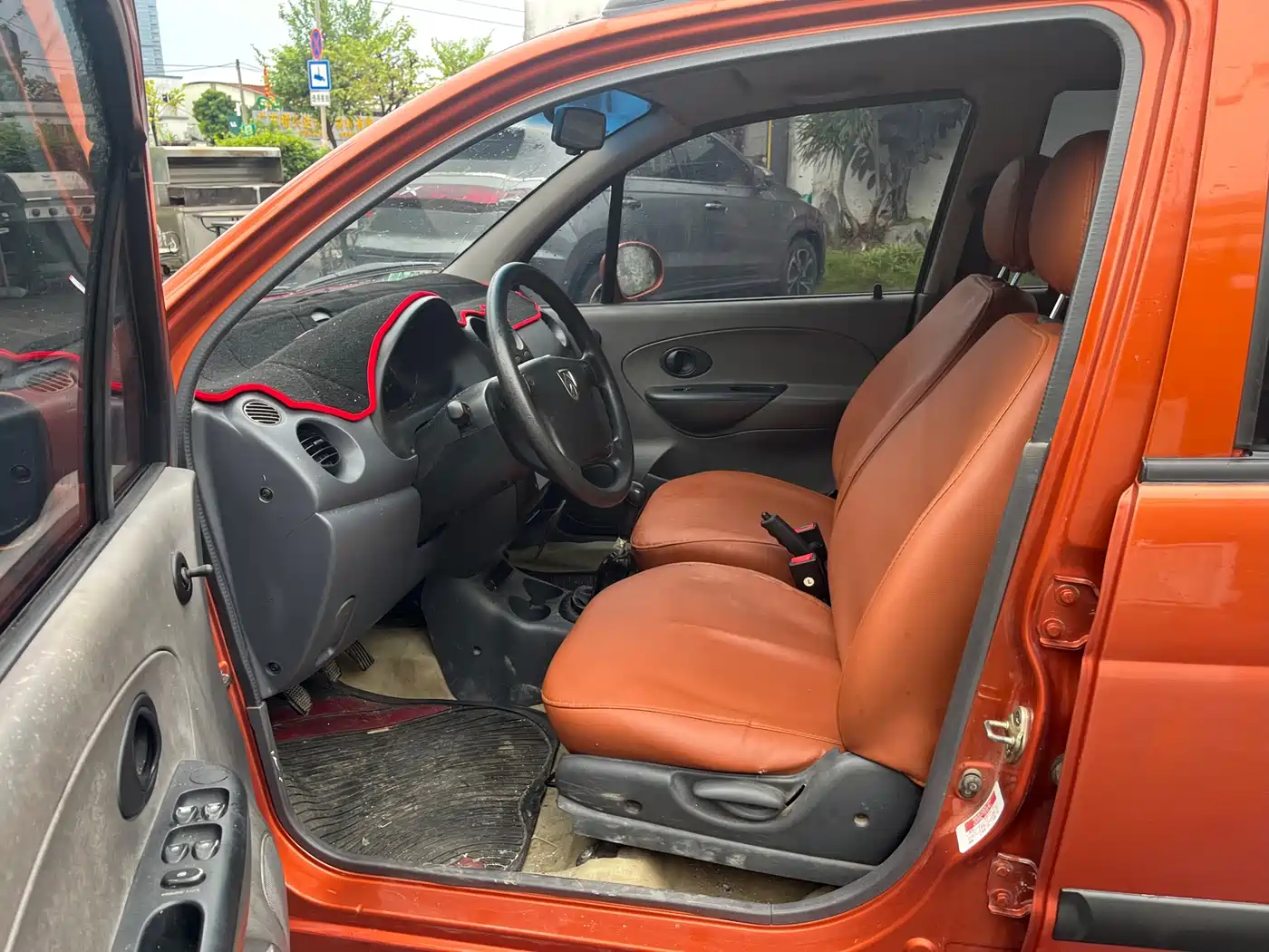 Baojun Lechi 2013 2012 Facelift 1.0L Manual P-TEC Standard
