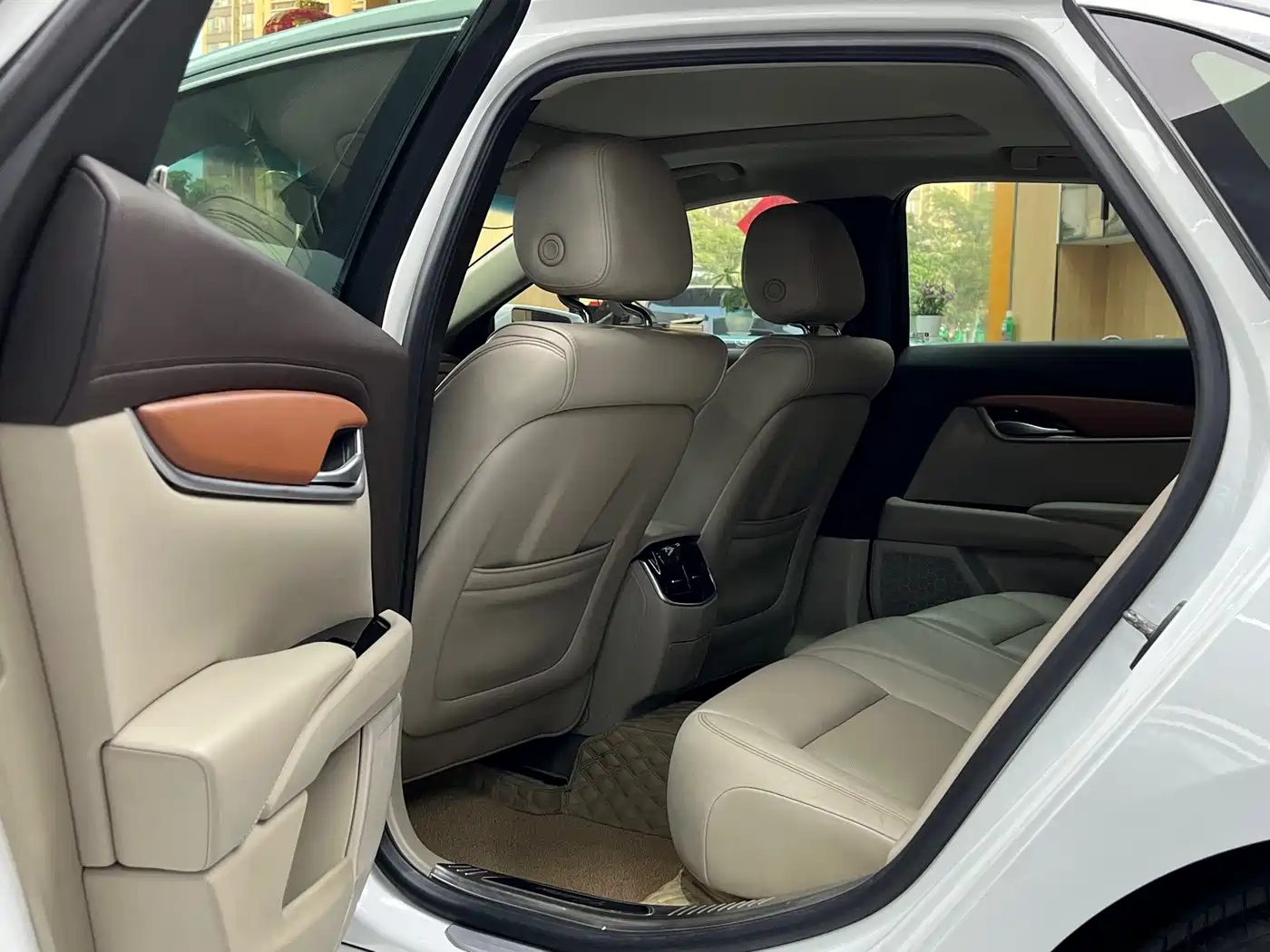 Cadillac XTS 2016 28T Luxury фото 9