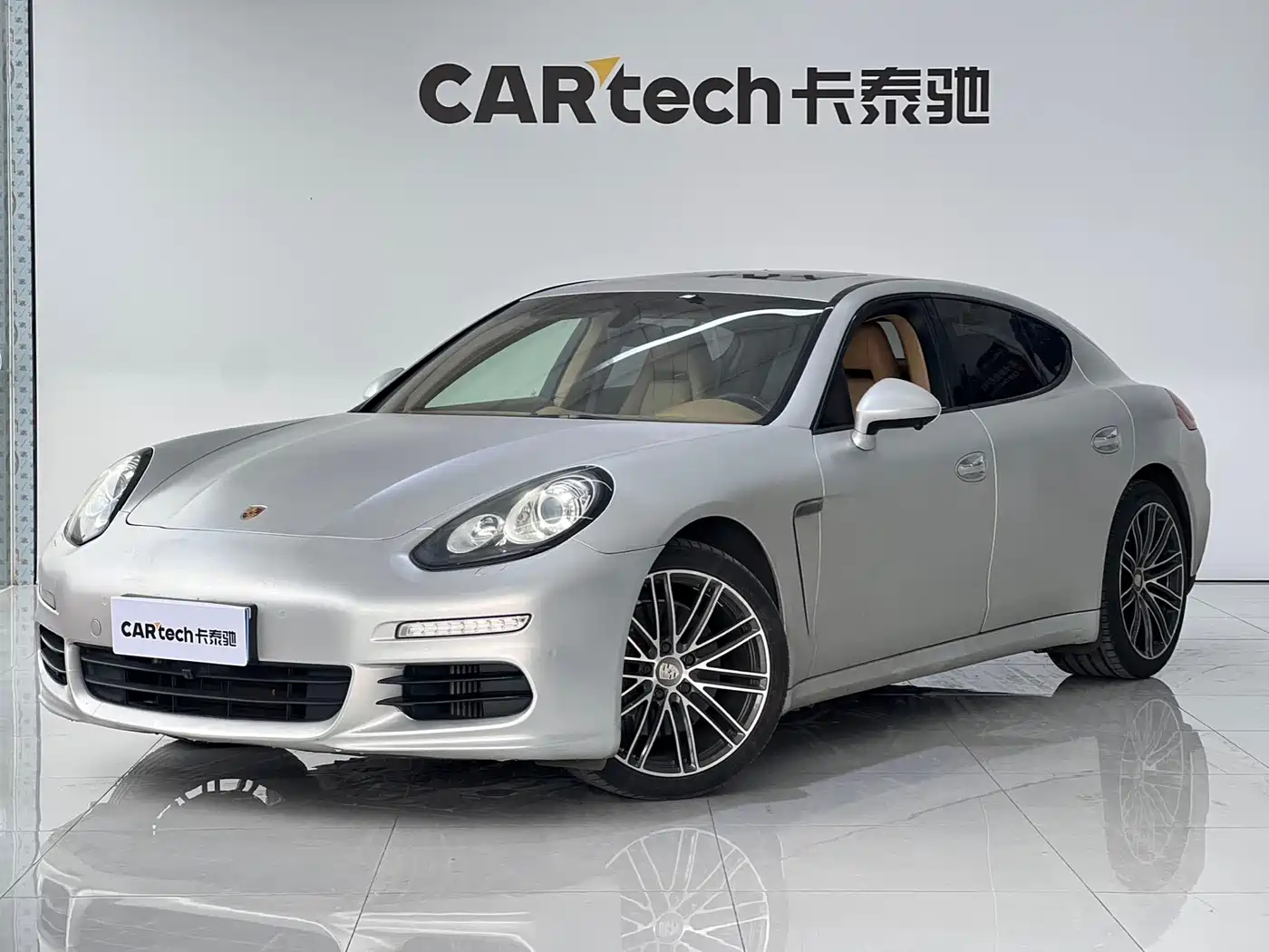 Porsche Panamera 2014 Panamera 4 3.0T