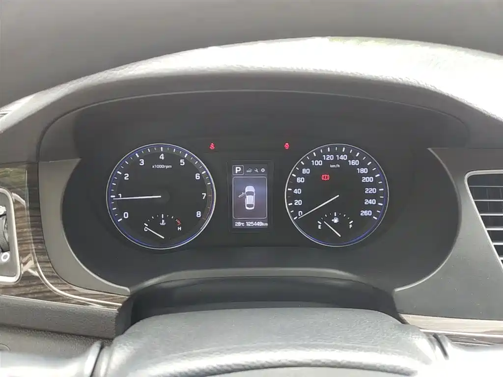 Hyundai Mistra 2016 1.6T Automatic Smart GLS фото 12