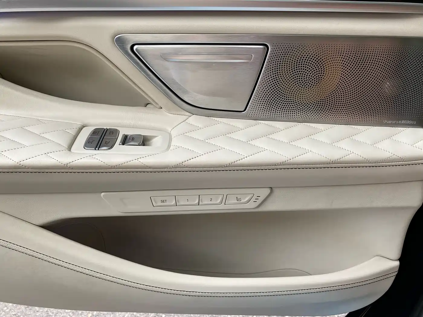 BMW 7 Series 2022 740Li xDrive Executive Luxury Package фото 20