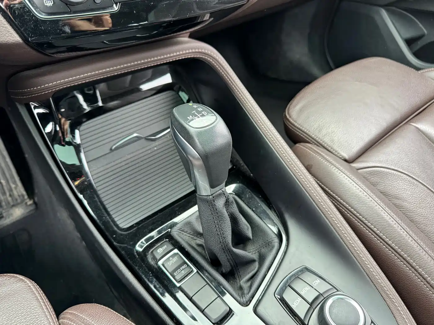 BMW X1 2018 sDrive18Li Premium Model фото 19