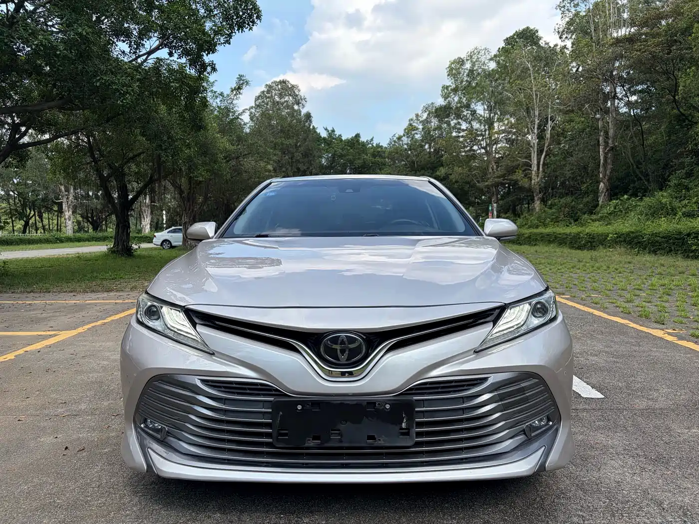Toyota Camry 2018 2.5G Luxury Edition фото 2