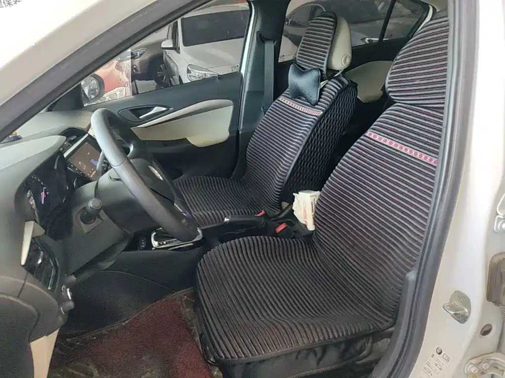 Фото 15 - Buick Excelle