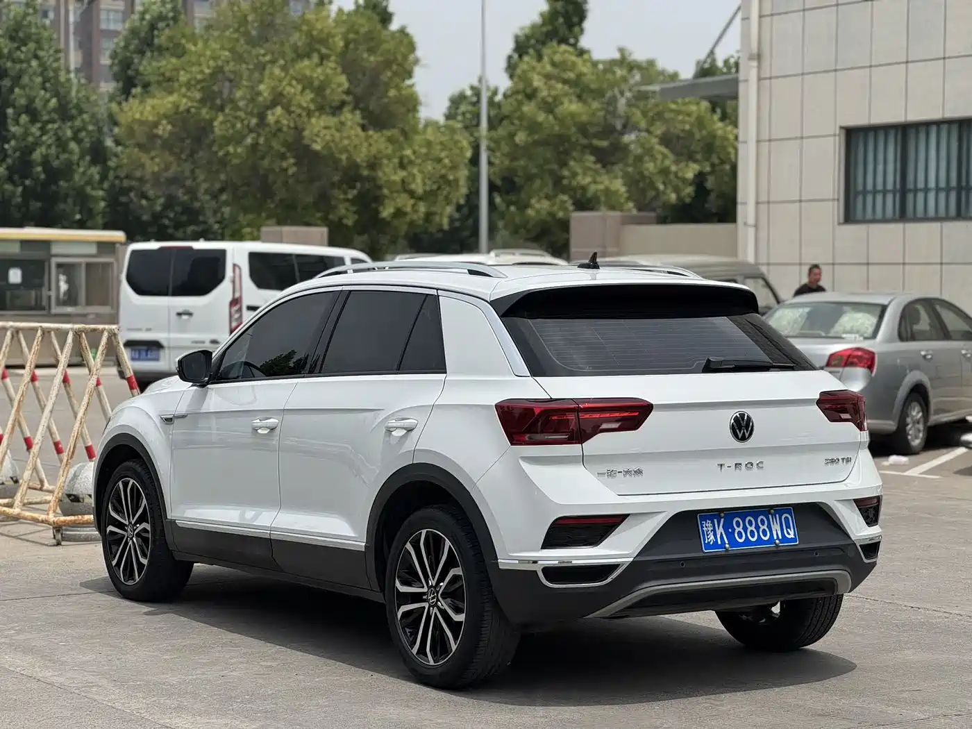 Volkswagen T-ROC 2022 280TSI DSG 2WD Comfort PLUS фото 6