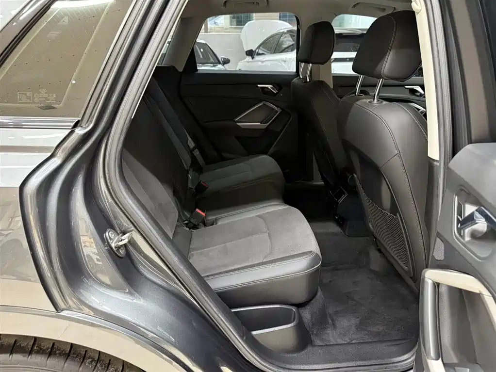 Audi Q3 2023 35 TFSI Fashion Dynamic (1.4T) фото 19