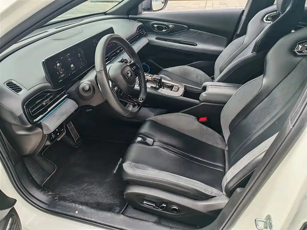 GAC Trumpchi Trumpchi Emkoo 2023 400T Auto R MAX фото 4