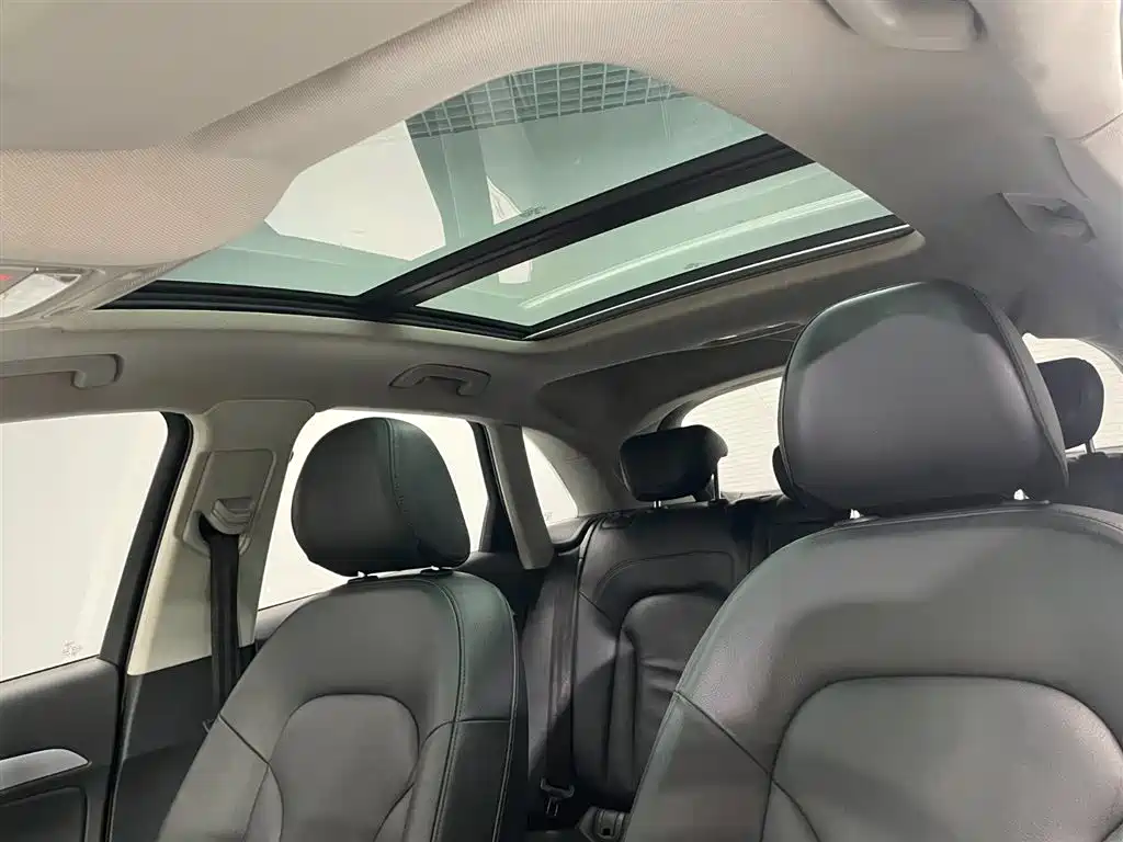 Audi Q3 2013 35 TFSI quattro Comfort фото 16