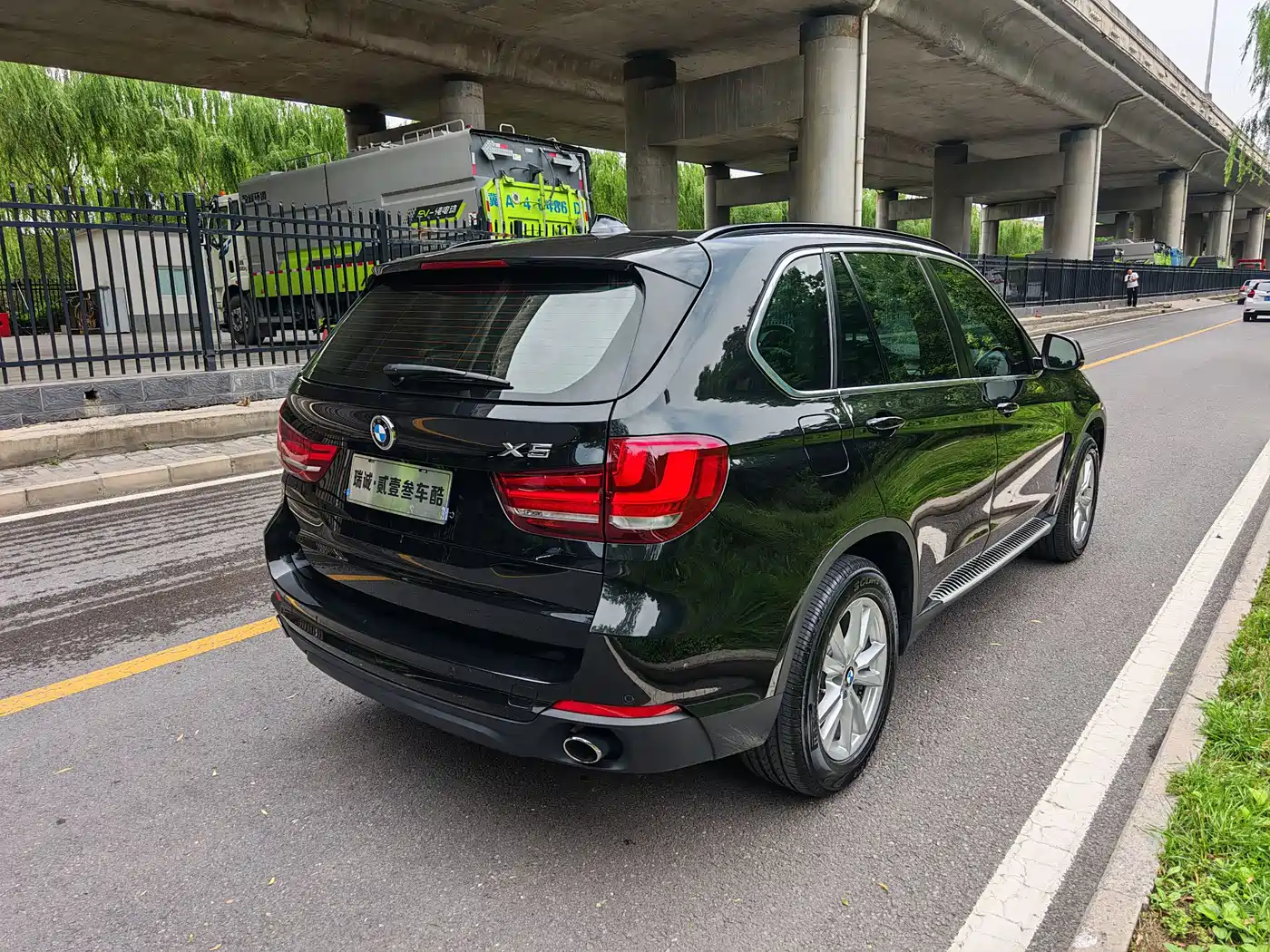 BMW X5 (Import) 2015 xDrive28i фото 15