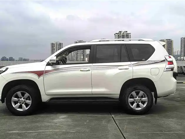 Toyota Prado (Import) 2015 2014 2.7L Automatic Luxury