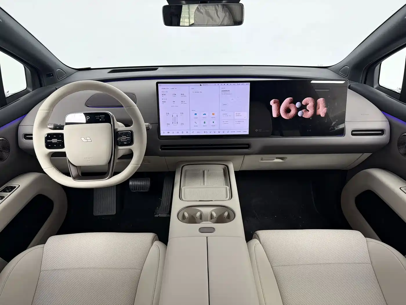 Li Auto i6 2026 2025 2WD Base Model