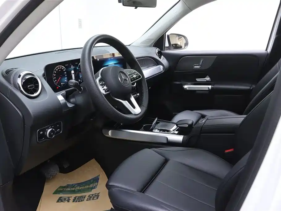 Mercedes-Benz GLB 2020 GLB 200 Dynamic фото 14