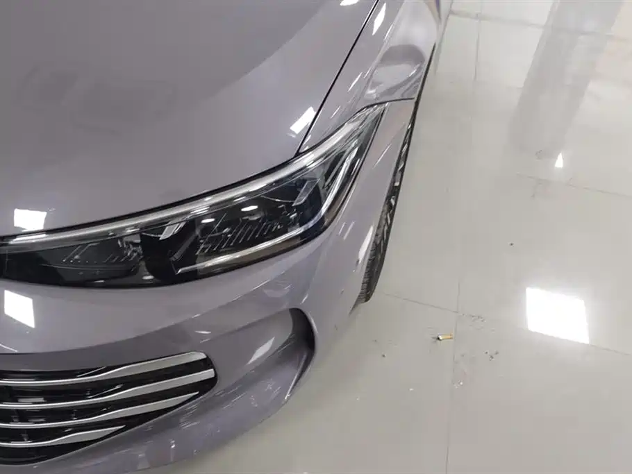 Volkswagen Passat 2025 Pro 380TSI Dragon Prestige Edition фото 5