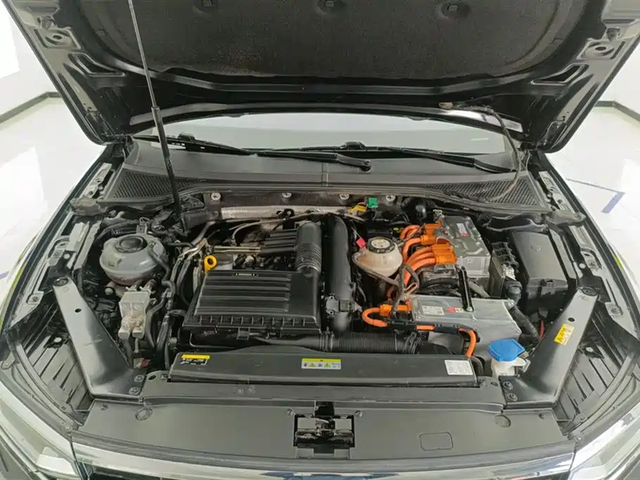 Volkswagen Magotan GTE Plug-in Hybrid 2020 GTE Premium Model фото 10