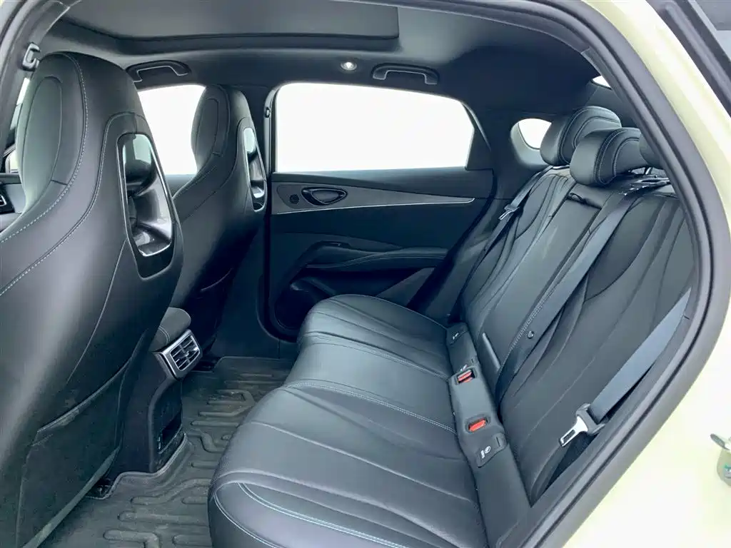 BYD SEAL 06 NEW ENERGY