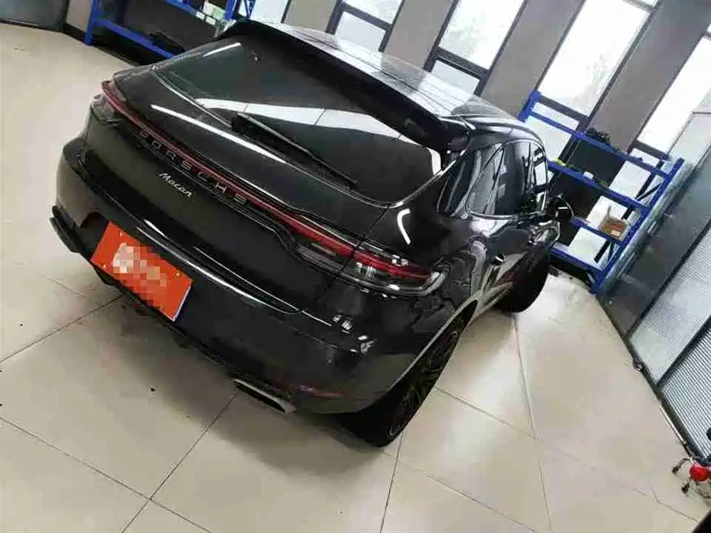 Porsche Macan 2018 Macan 2.0T фото 2