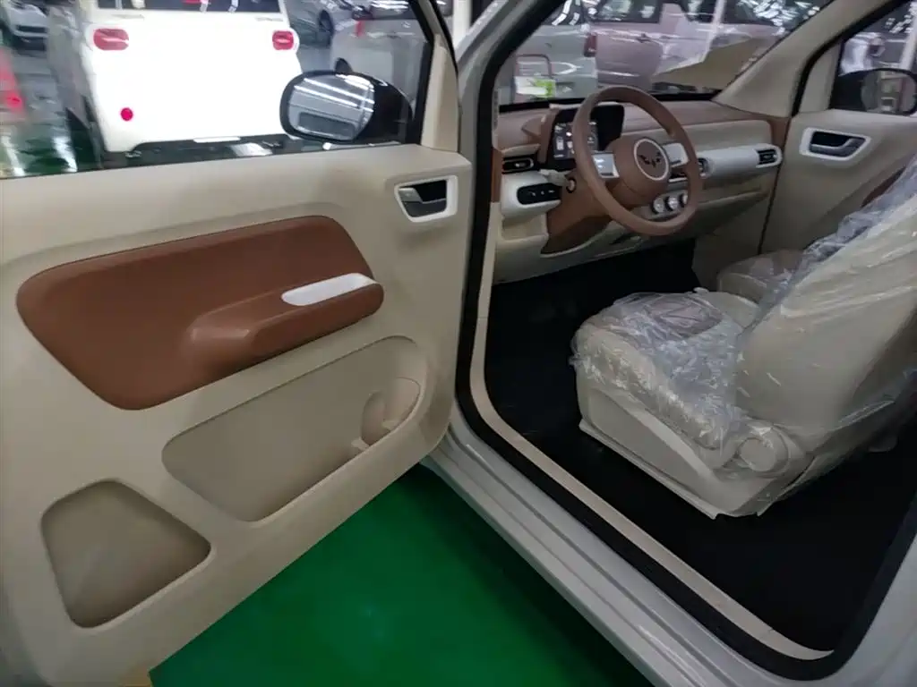 Wuling Motors Hongguang MINIEV 2026 2024 3rd Generation 215km Youth Edition