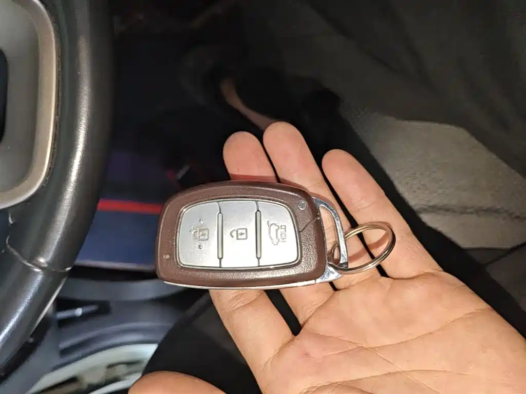 Hyundai Beijing Hyundai ix25 2015 1.6L Automatic 2WD Smart GLS фото 9