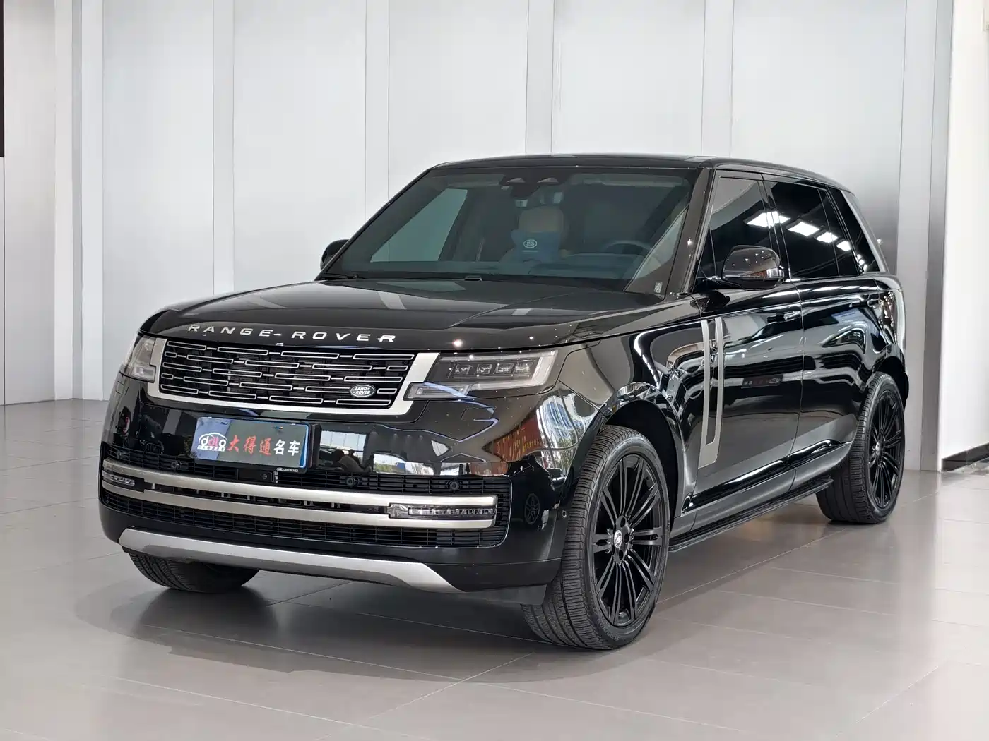 Land Rover Range Rover 2025 3.0 L6 400PS Flourishing Era Extended Wheelbase 7-Seater
