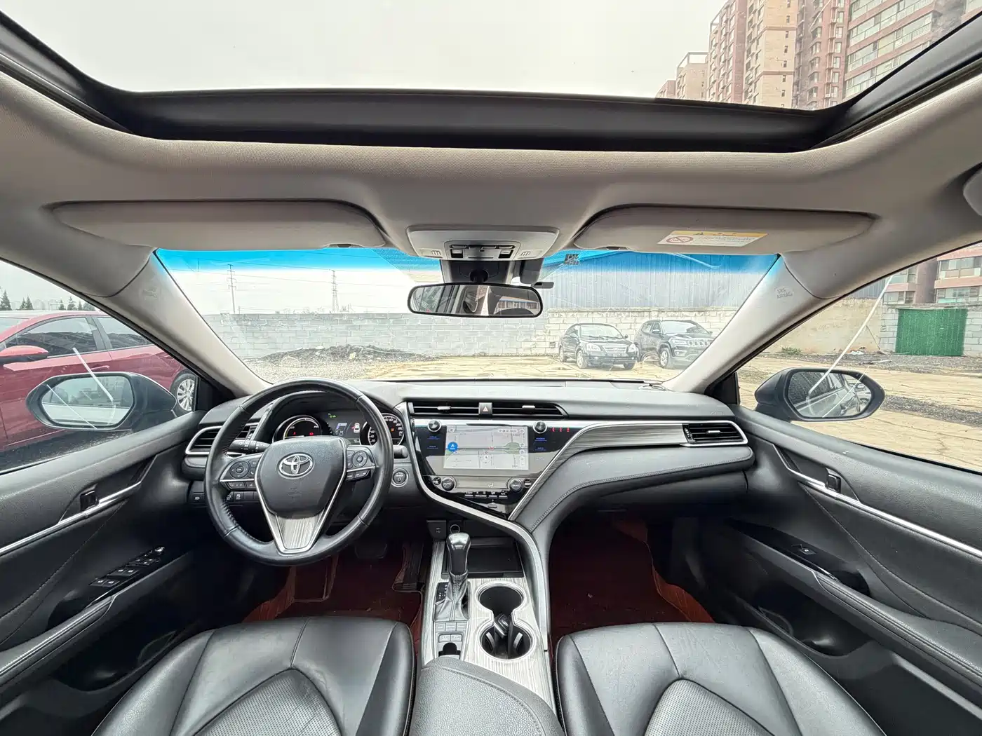 Toyota Camry 2019 Hybrid 2.5HG Luxury Edition China V фото 9