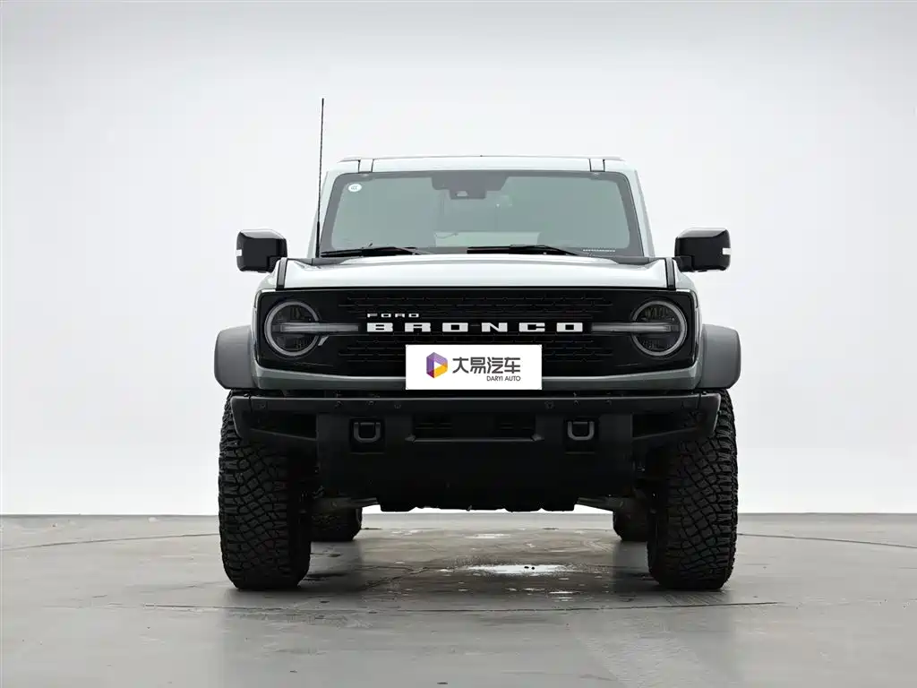 Ford Bronco 2025 2024 2.3T Badlands