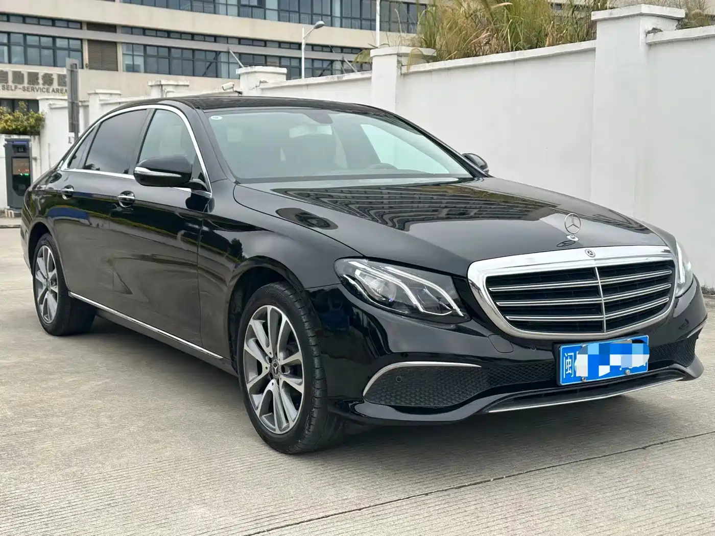 Mercedes-Benz E-Class 2019 E 260 L фото 3