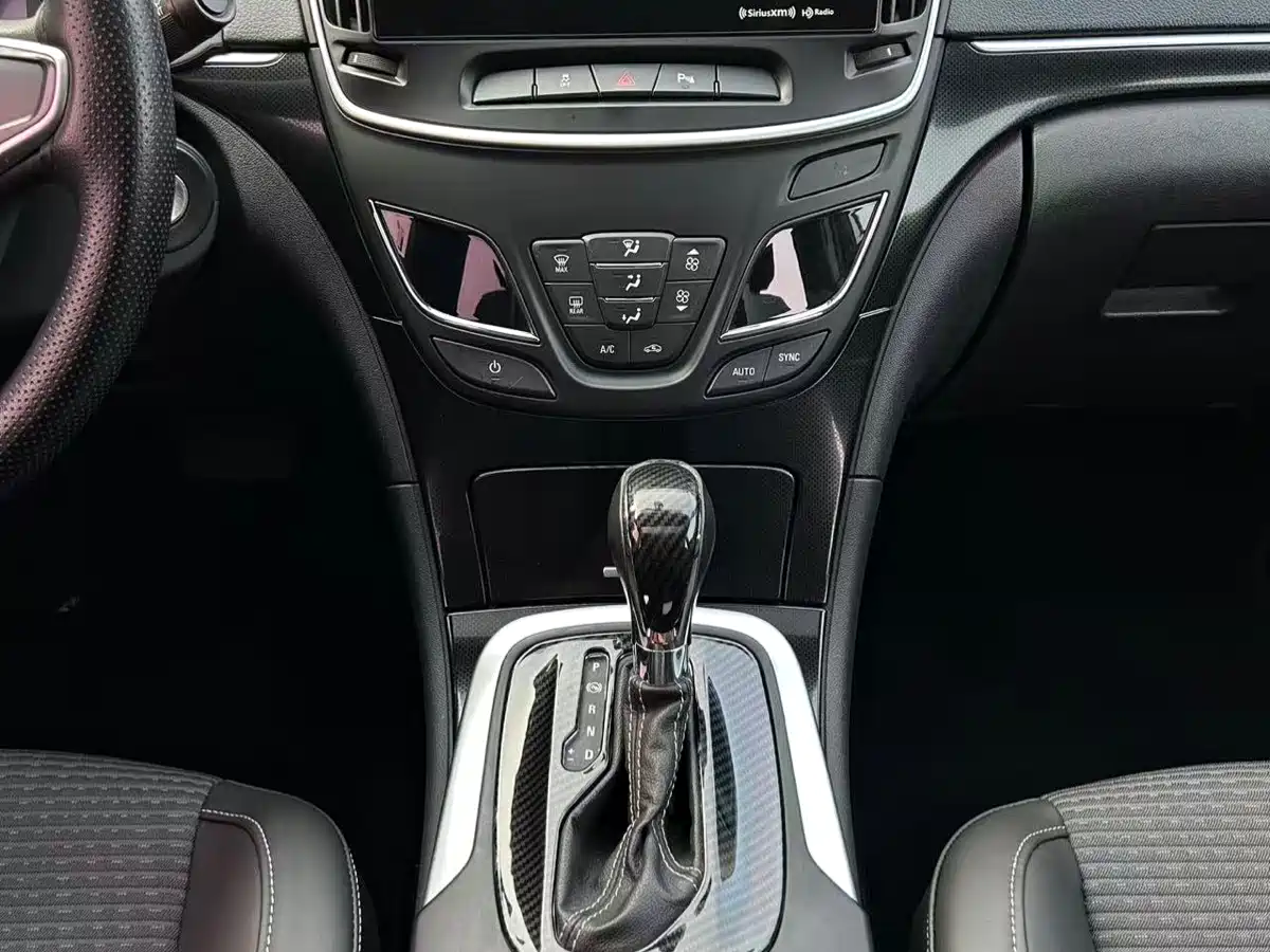 Buick Regal 2015 1.6T Leading Tech Edition фото 11
