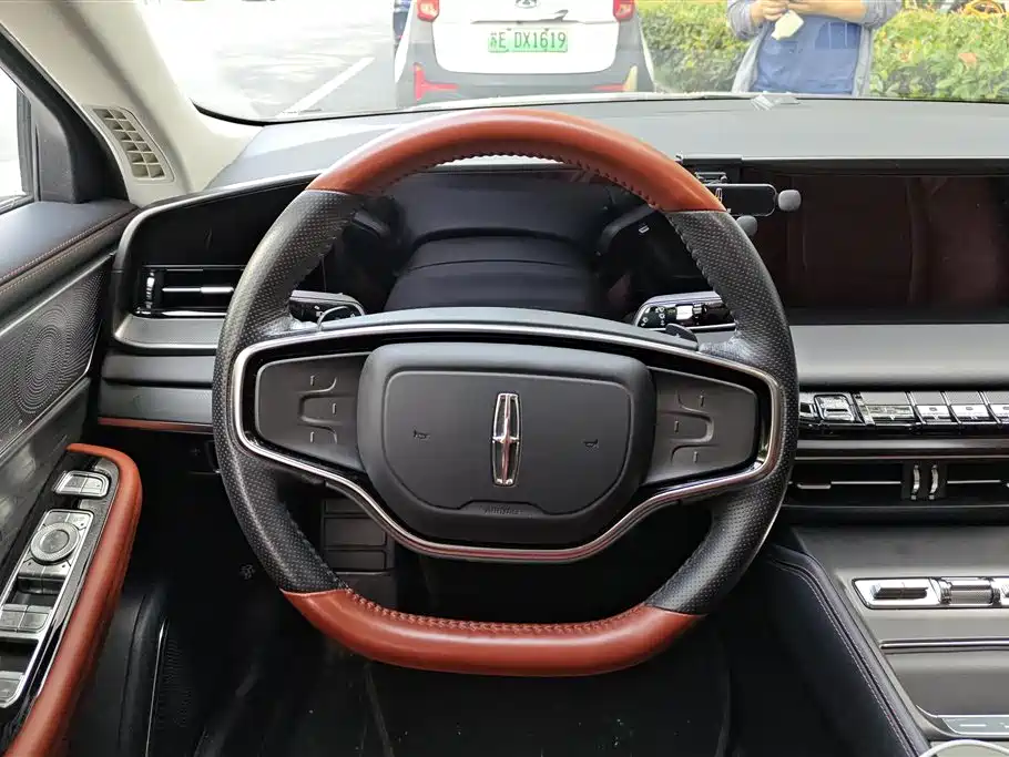 LINCOLN Z