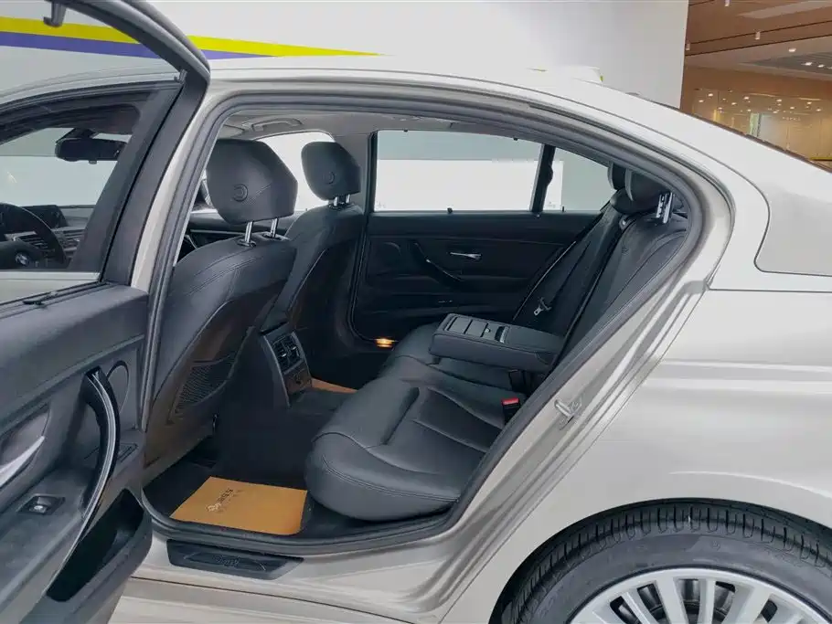 BMW 3 Series 2018 320Li Fashion Style фото 11