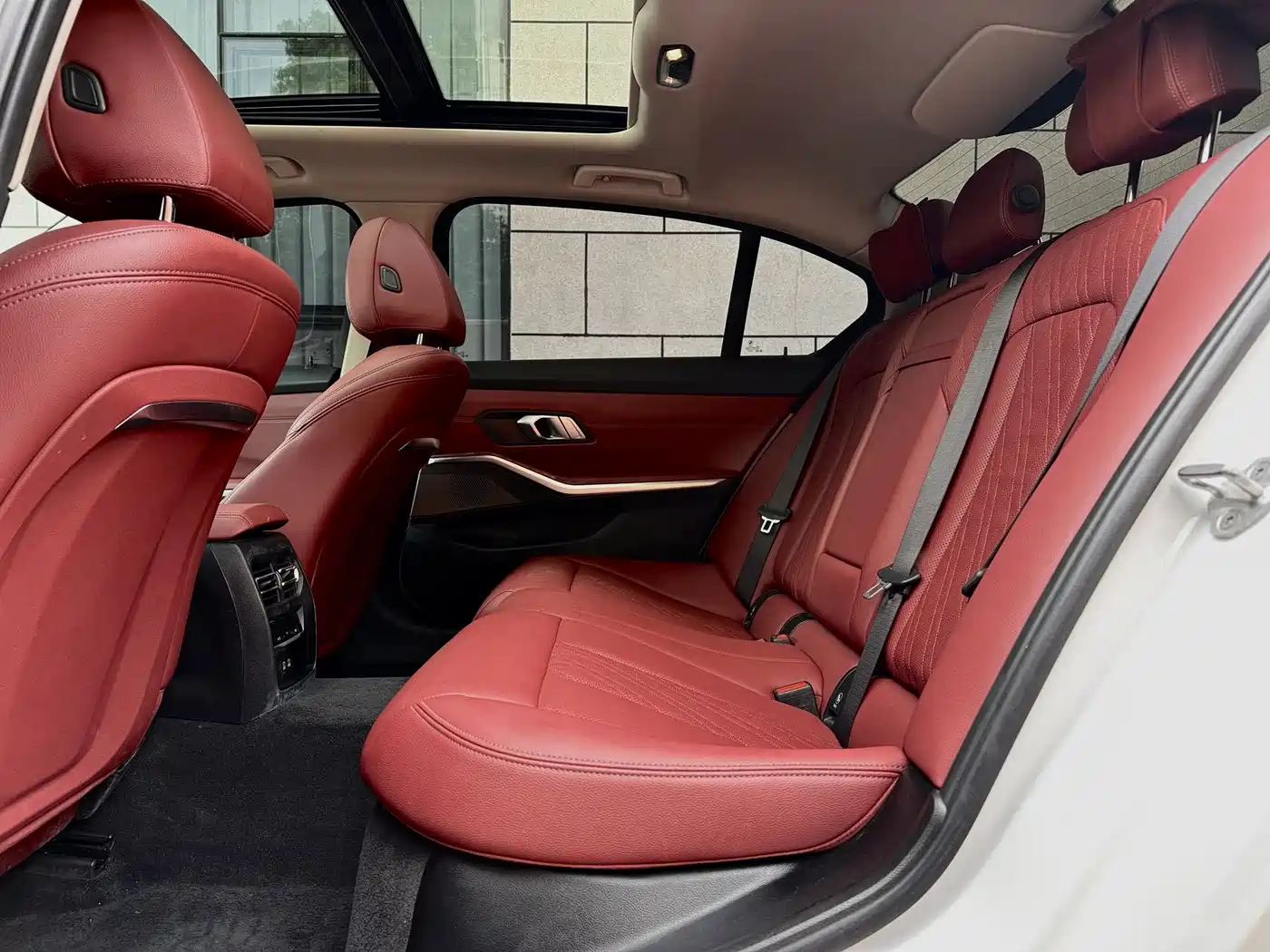 BMW 3 Series 2023 320Li M Sport Package фото 17