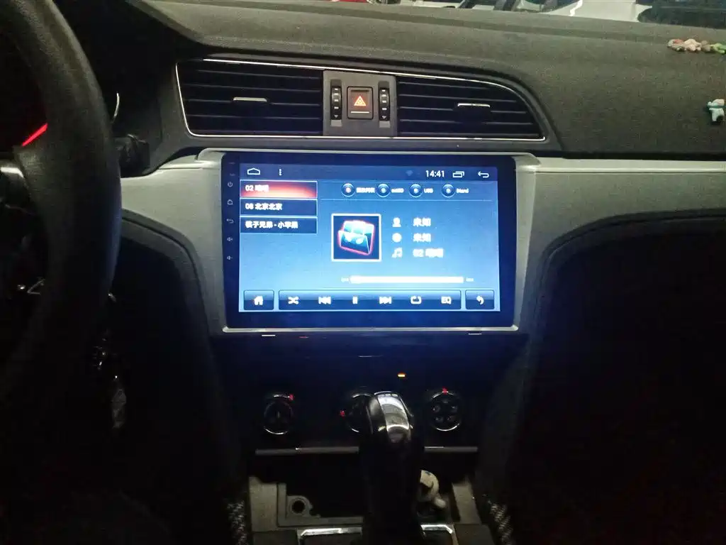 Volkswagen Lamando 2017 230TSI DSG Trend Edition фото 13