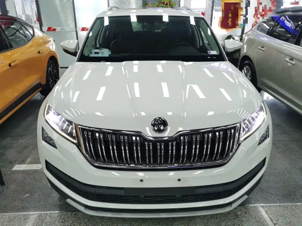 Škoda Kodiaq 2018 TSI330 5-seat FWD Luxury Premium фото 3