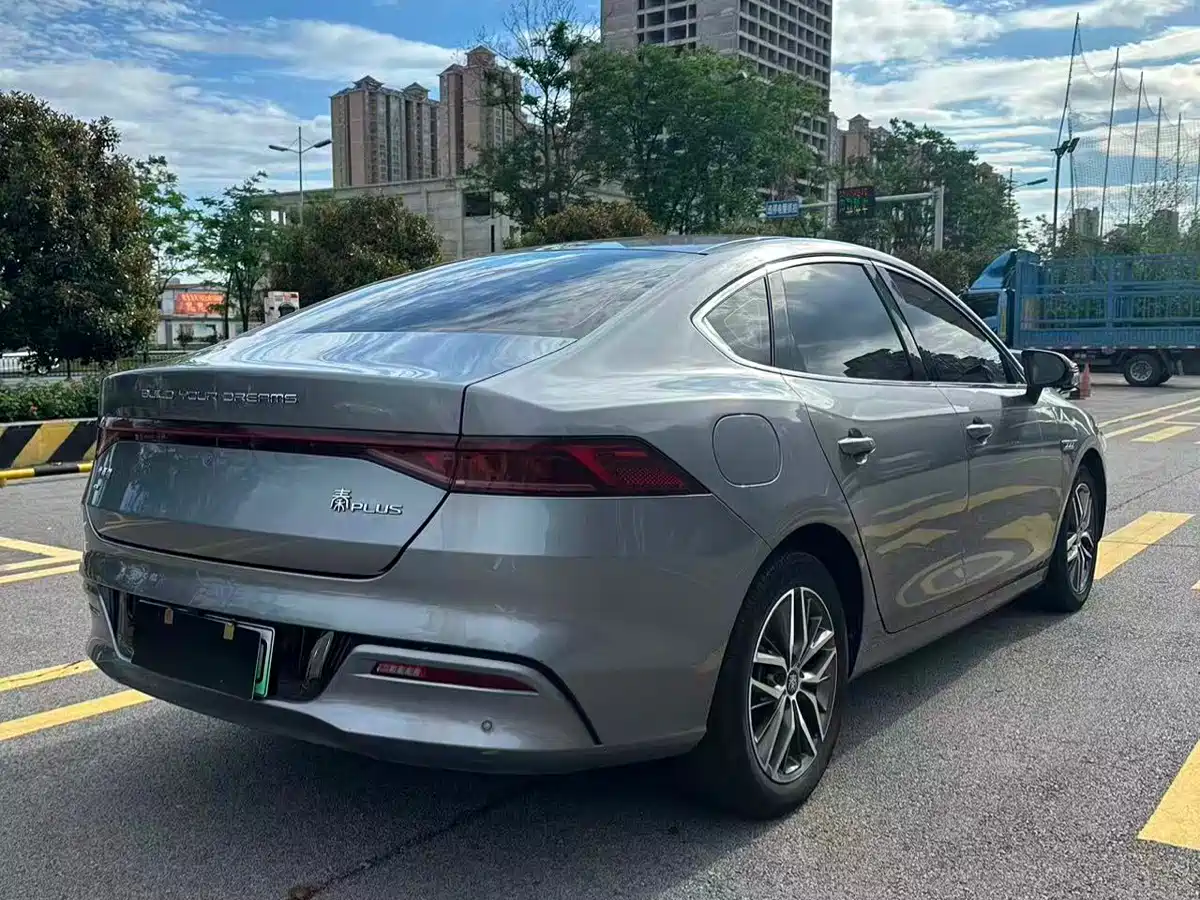 BYD Qin PLUS 2021 EV 400KM Luxury Model фото 9