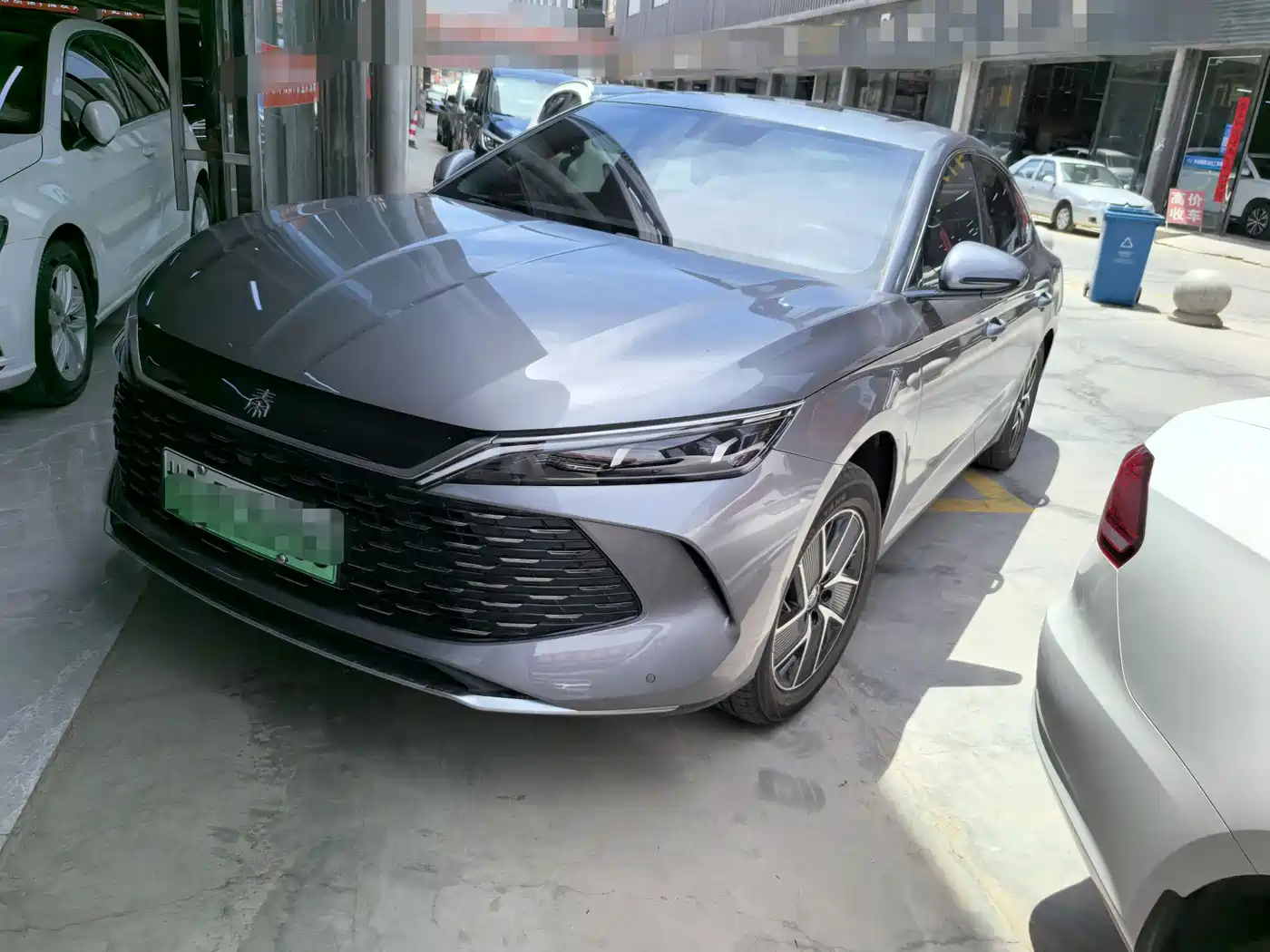 BYD Qin L 2024 DM-i 120KM Superior Edition