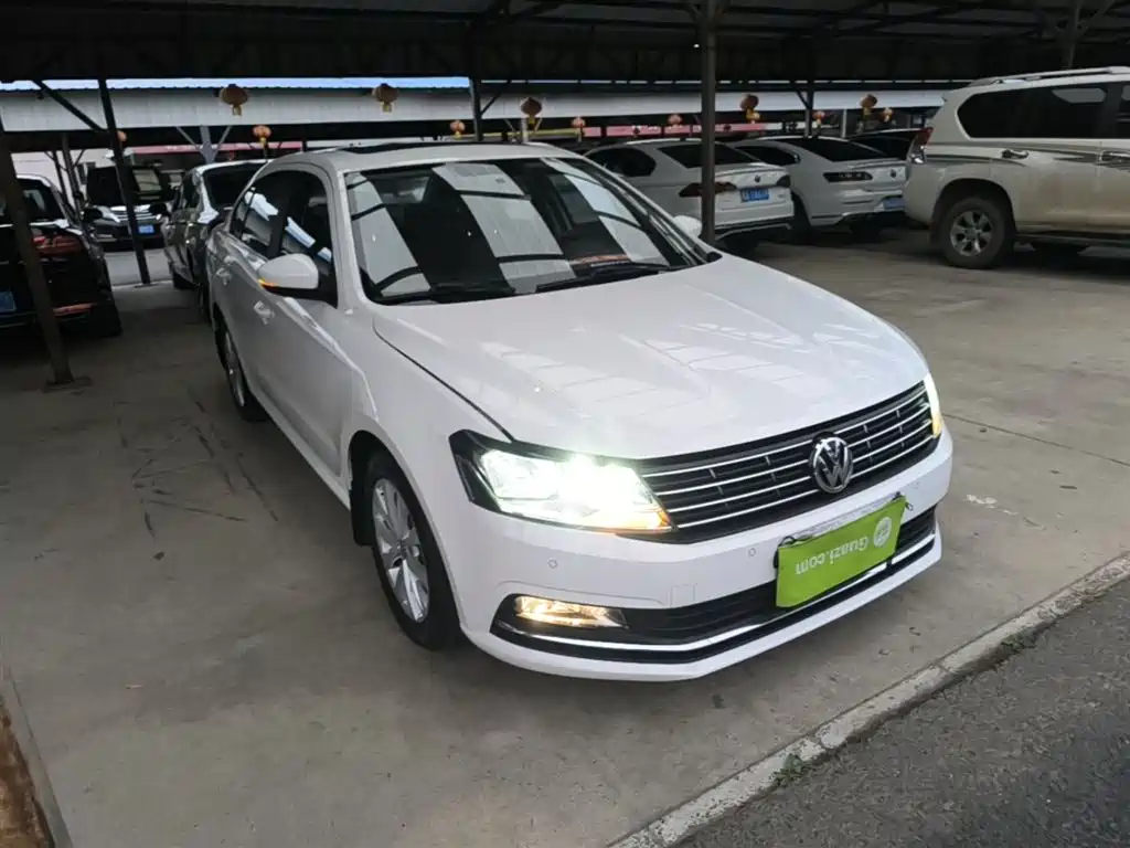 Volkswagen Lavida 2017 230TSI DSG Comfort Edition фото 4