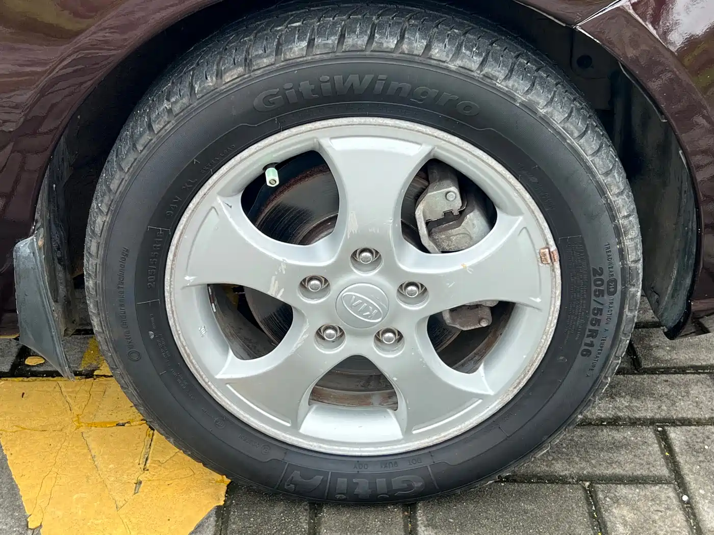 Kia Forte 2010 2009 1.6L AT Premium
