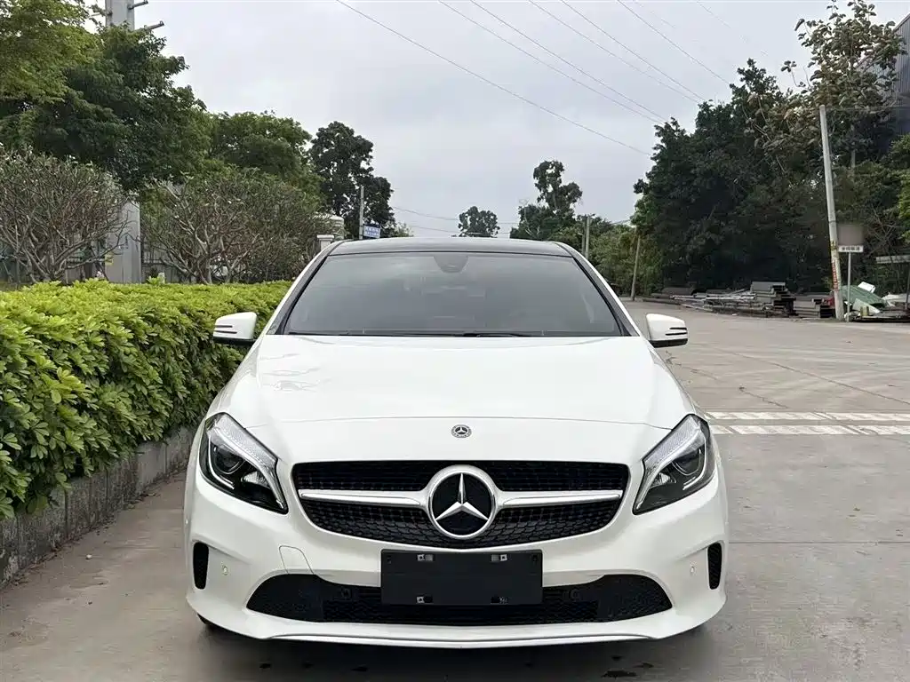Mercedes-Benz A-Class (Import) 2017 Facelift A 200 Dynamic фото 20