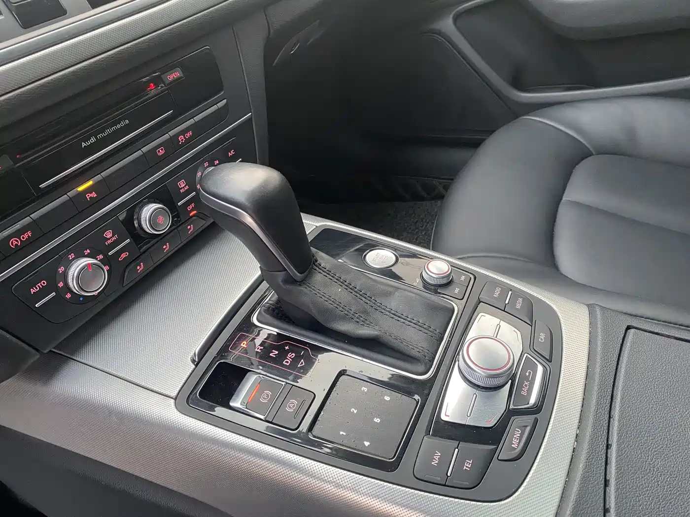 Audi A6L 2016 30 FSI Technology фото 14