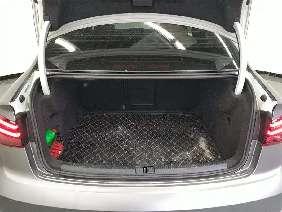 Audi A3 2019 Limousine 35 TFSI Style China VI фото 4