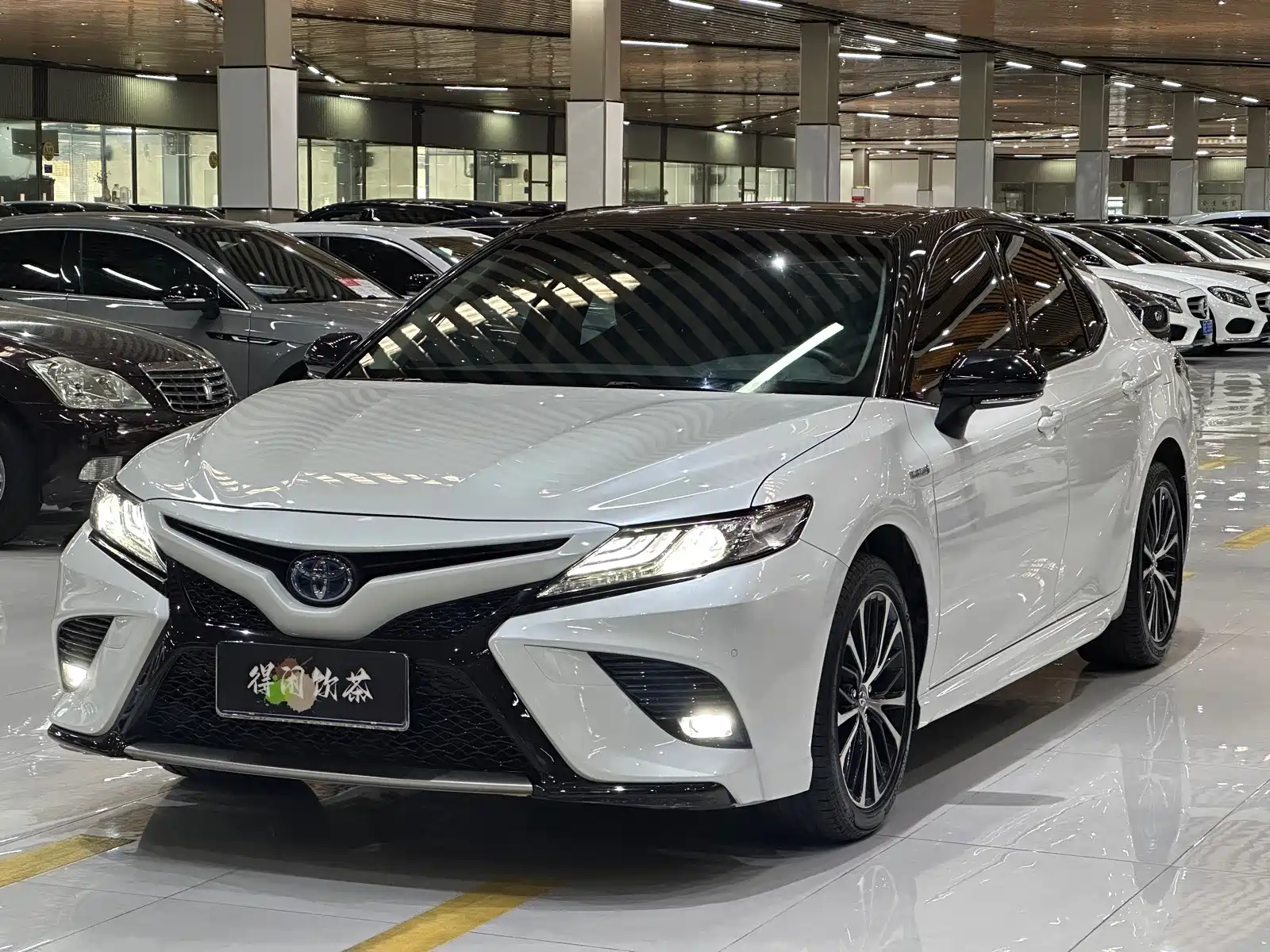 Photo 1 - Toyota Camry
