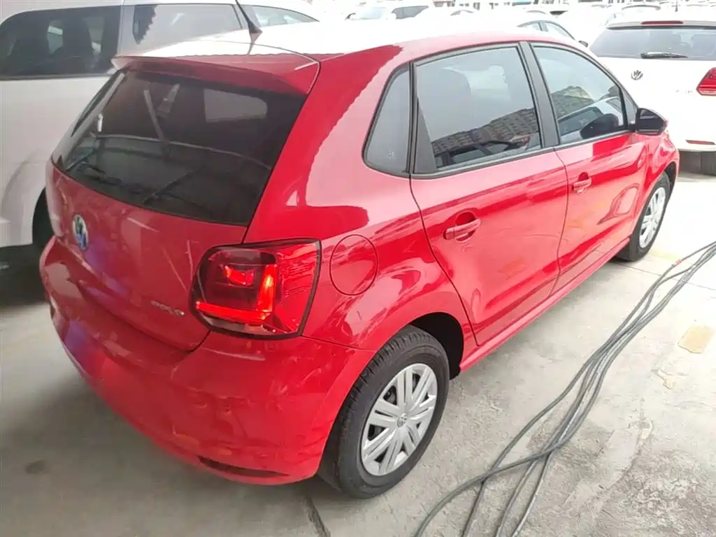 Volkswagen Polo 2016 1.4L Manual Trend фото 7