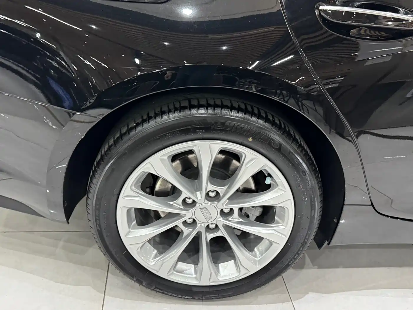 Cadillac CT5 2024 28T Luxury Model фото 8